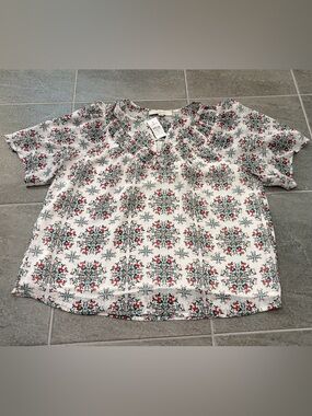 Ann Taylor LOFT peasant blouse, size M, white with red/green print, NWT